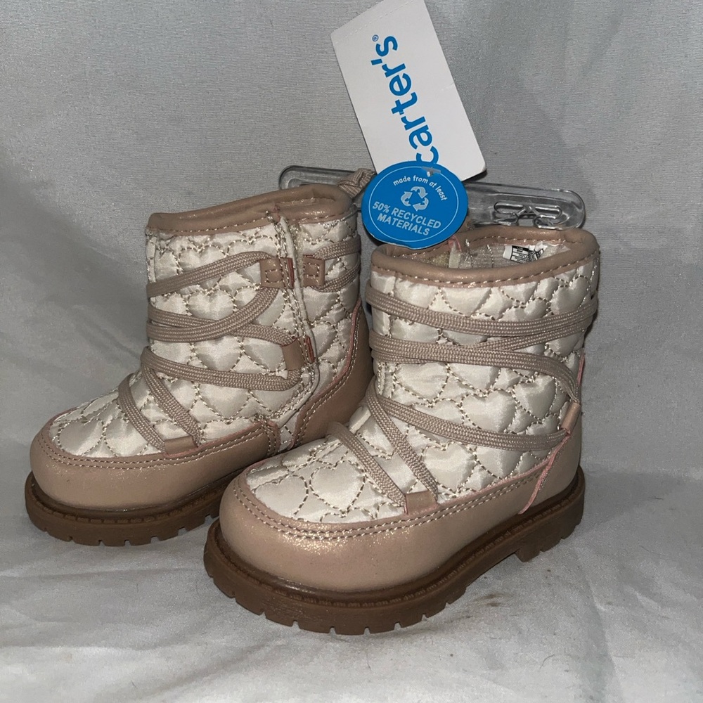 Carter's Quilted Kids Boots - Cream and Brown NWT sz 5